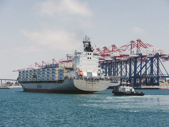 Container ship arriving at the Port of Long Beach